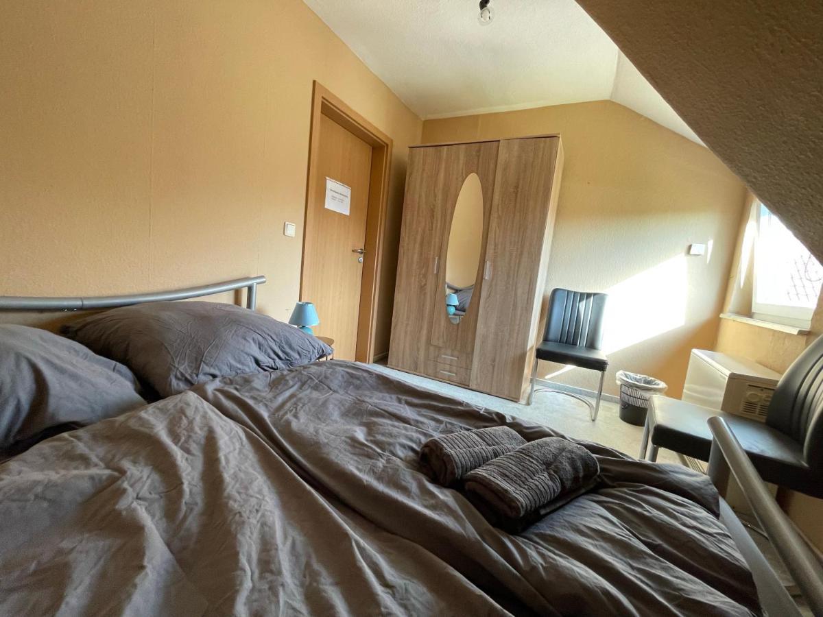 Schönes einfaches Zimmer in Nethen  Rastede Exterior foto